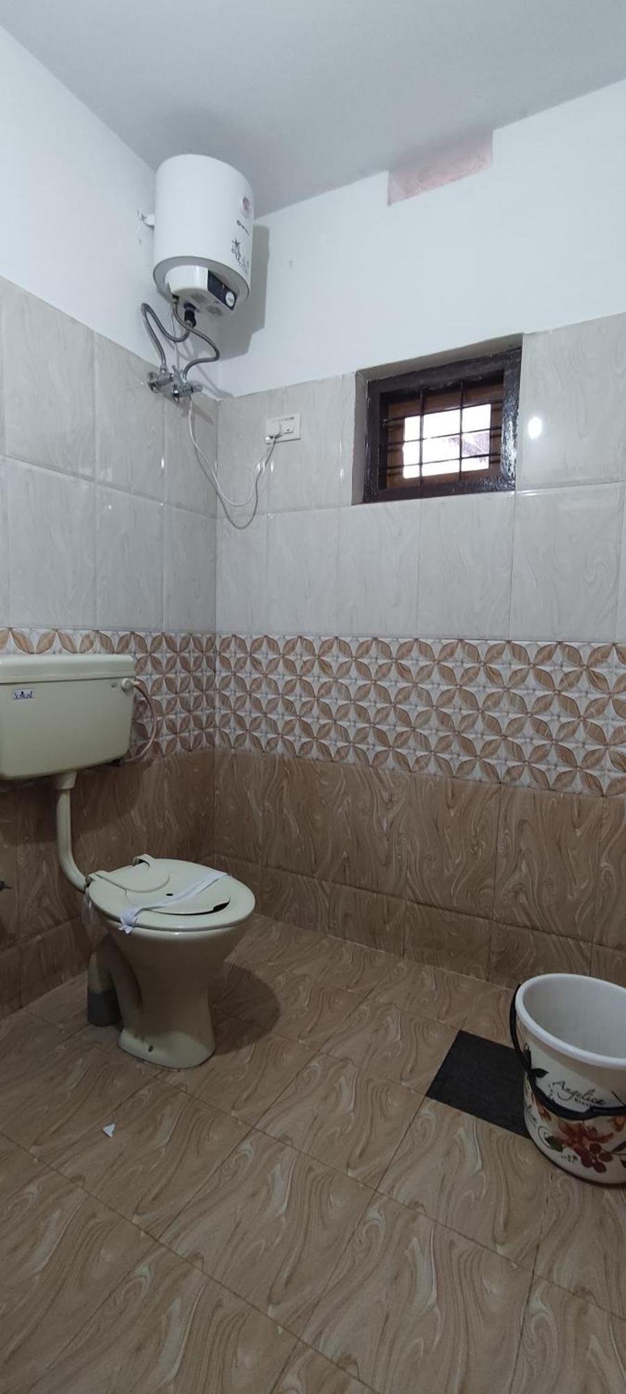Koonamparayil Home Stay Munnar Anaviratty-Family Only المظهر الخارجي الصورة