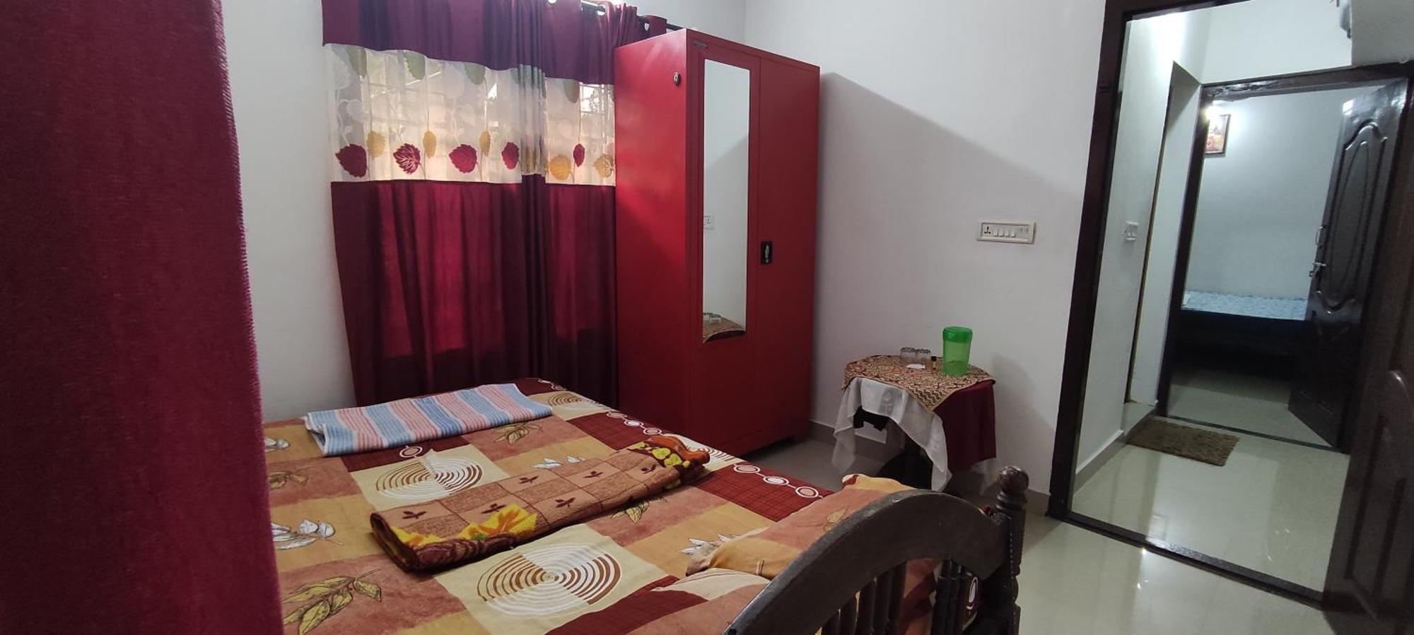 Koonamparayil Home Stay Munnar Anaviratty-Family Only المظهر الخارجي الصورة